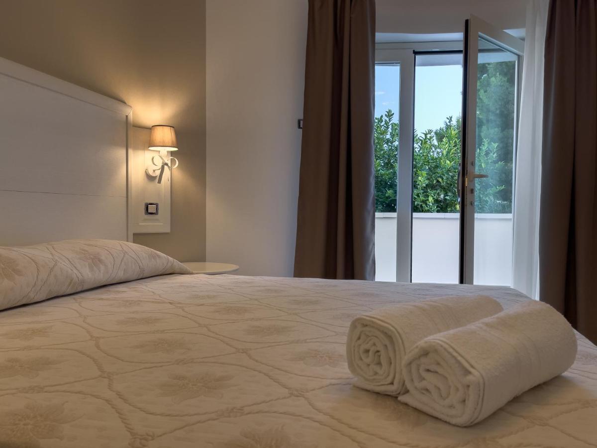 Bed and Breakfast Essenza Массафра Екстер'єр фото
