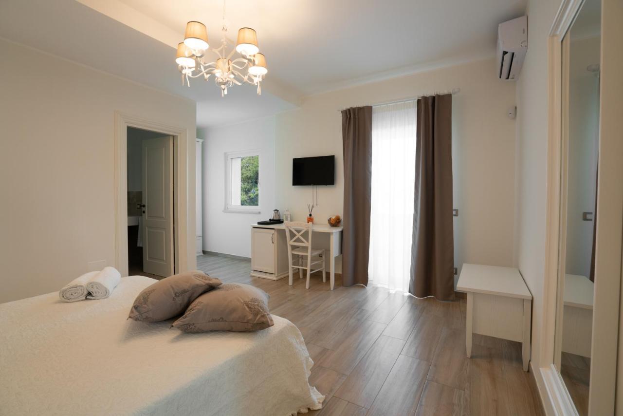 Bed and Breakfast Essenza Массафра Екстер'єр фото